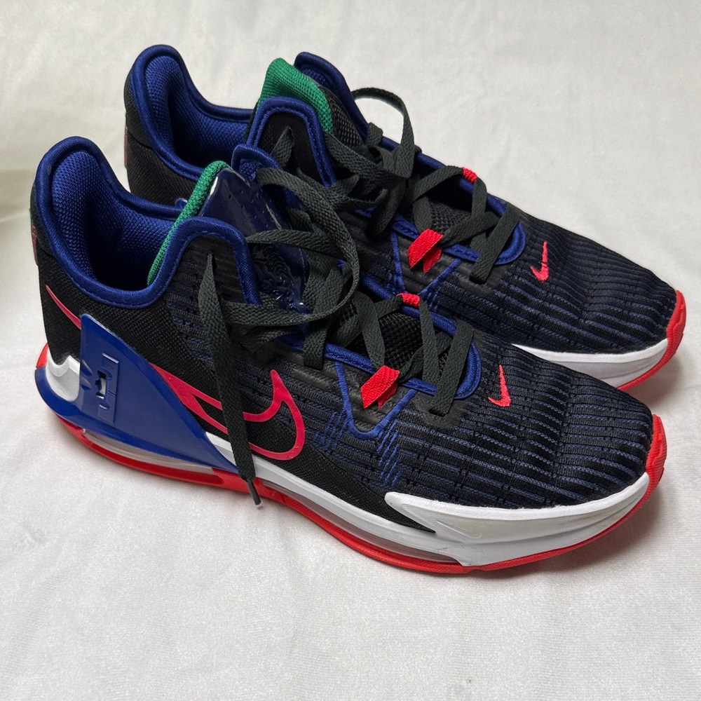Nike Black and Red Athletic Shoes